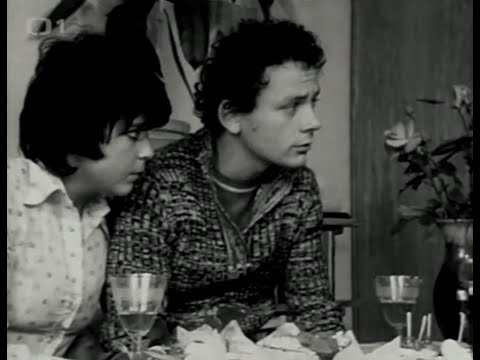 Bakaláři S04E35 - Medvěd 1975