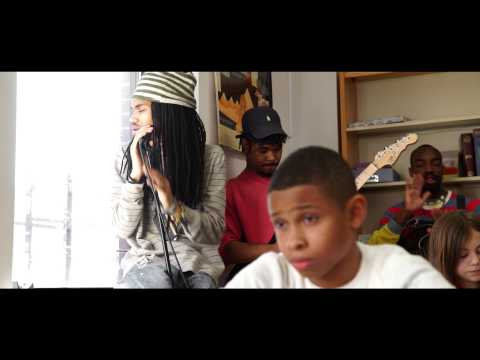 Phony Ppl - helGa. (Official Video)