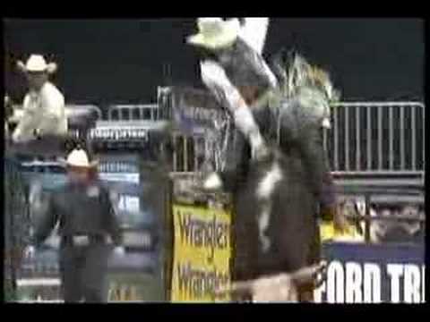 Matt Bohon VS Leprechaun