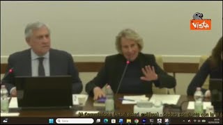 Tajani-Conte, bagarre in Commissione: «Io non sono andato in ginocchio dalla Merkel»