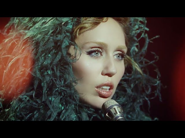 Something Beautiful von Miley Cyrus ((jetzt ansehen))