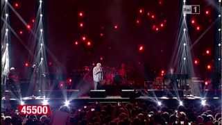Concerto per l&#39;Emilia - Francesco Guccini: Il Vecchio e il Bambino ... Live ....