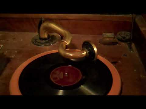 HARRY RESER'S JAZZ PILOTS TOM STACKS - OH BABY DON'T WE GET ALONG! - ROARING 20's VICTROLA 8-30