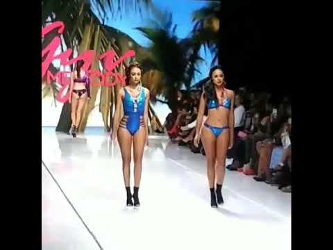 Famous Green Twins slay the Gyv Me Body  catwalk