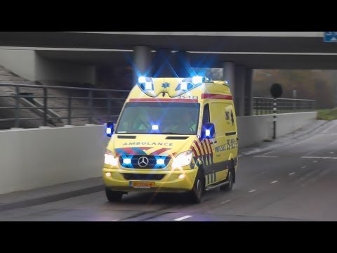 Ambulance`s Met spoed Naar Meldingen in Kennemerland Rotteram-Rijnmond Amsterdam & Flevoland