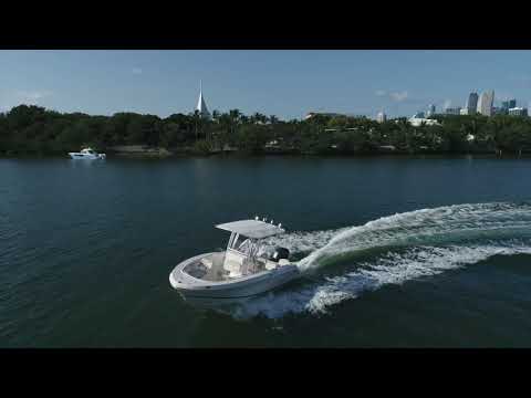 2017 Robalo R200 Exterior — BoatList™ Auction Lot 3405