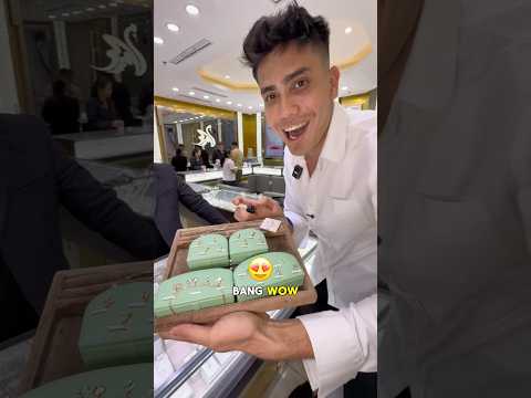 Surprise emas ulang tahun Moana Ria Ricis