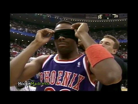 Cedric Ceballos Blindfold Dunk in 1992 Slam Dunk Contest!