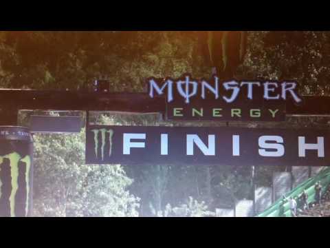 Jason Anderson crash finishline Maggiora