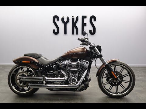 2019 Harley-Davidson FXBRS Softail Breakout 114 in Rawhide Denim