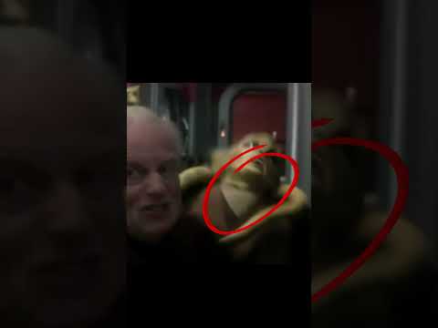 How Palpatine REALLY defeated Kit Fisto SO QUICK