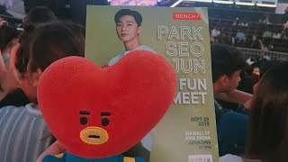 박서준 Park Seo Joon doing his famous “aegyo” [Park Seo Jun For BENCH Manila Fanmeet - 20190929]