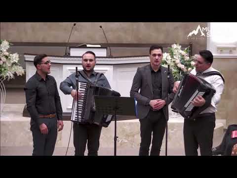 Frații Strugariu - Nu-i vremea de zidit în vale