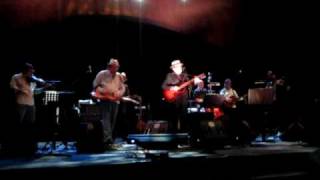 Elvis Costello - Jimmie Standing in the Rain