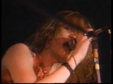 Videoclip de We Die Young (Demo) — Alice in Chains