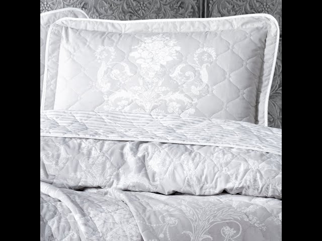 Vídeo relacionado con DECASATEXTIL- Colcha Bouti Fina con Diferentes diseños - Suavidad y Versatilidad, Ideal para Todo el Año - 100% Microfibra. (Cama 150/160 cm- 250x265cm, Almere)