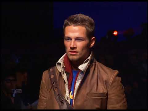 DSQUARED2 FALL WINTER 2003 FASHION SHOW