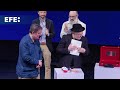 Rubén Blades entrega sus maracas y la letra de "Patria" como legado para la Caja de Las Letras