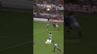 A Maradona le pegaban de todos lados