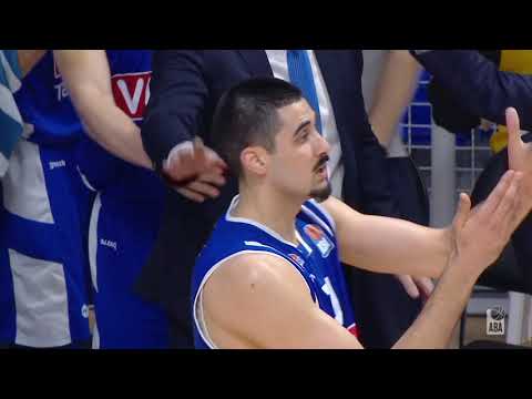 Coty Clarke dishes a perfect pass to Goga Bitadze (Budućnost VOLI - Cibona, 17.3.2019)