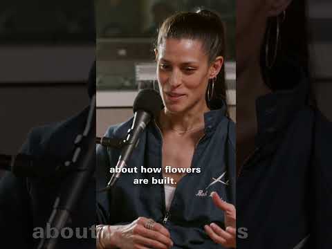 Dessa talks about how she came to adore cake baking and decorating 🍰