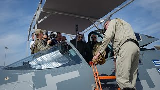 Dubai Airshow: Kunstflieger begeistern, Russland nimmt teil