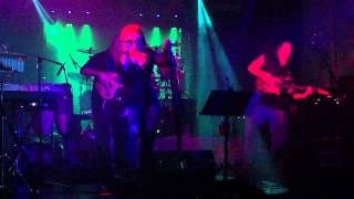 Melody Cool performing