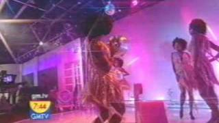 Geri Halliwell Ride It Live GMTV 2004