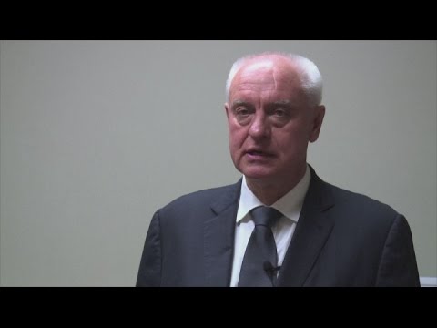 Hughes death 'a great loss'- Cricket Australia chairman