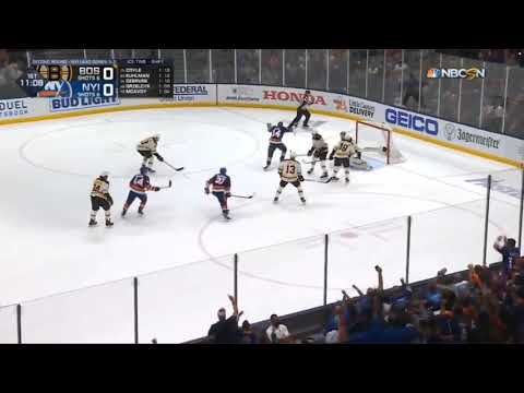 NASSAU COLISEUM IS ROCKIN!  ISLES STRIKE 1ST!