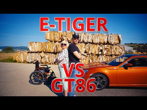 E-Tiger vs Toyota GT86 | Car Porn Battle | 4K