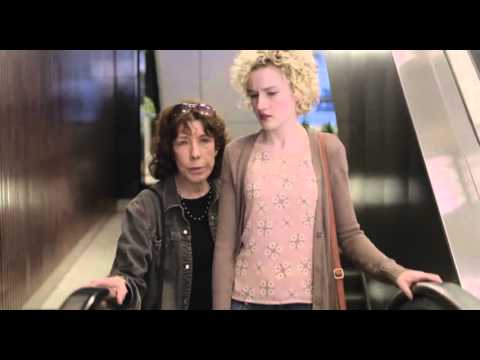 !f İstanbul 2016 - Büyükanne / Grandma