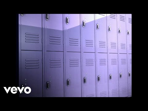 Lil Mama - Lip Gloss