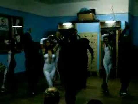 Santo Rico Performing Arrepentida