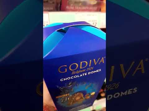 🌈🍫GODIVA CHOCOLATE DOMES | MILK CHOCOLATE 🍫🍫#shorts #satisfying #asmr #shortvideo #godiva #chocolate