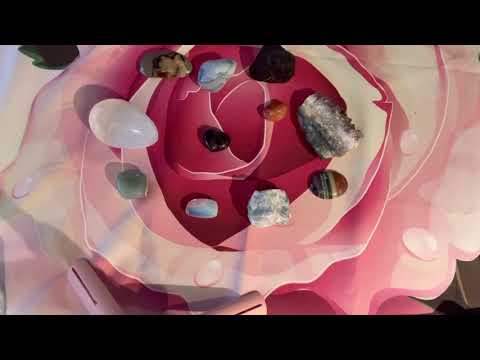 Bring your love urgently. He/she won't be able to stay without talking to you.💎🌞🌝🌟