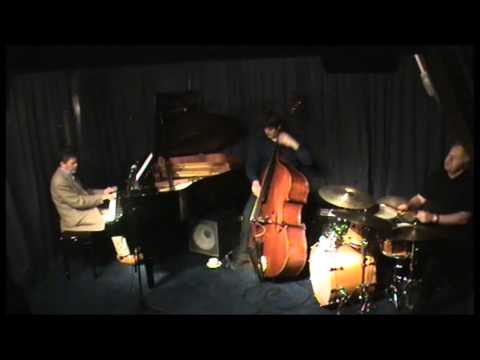Moonlight In Vermont - Dave Newton Trio - Verdict Jazz