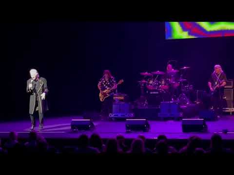 HAPPY TOGETHER 2022- GARY PUCKETT Opens Set with LADY WILLPOWER at Ruth Eckard Hall in Clearwater FL
