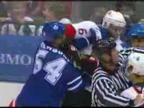 Wade Redden vs Kris Newbury