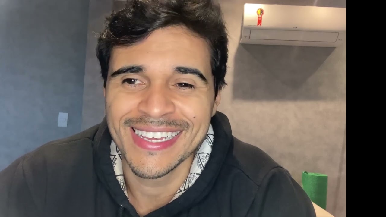 #052 Antes Só do Que Mal Acompanhado: Amor e Relacionamentos