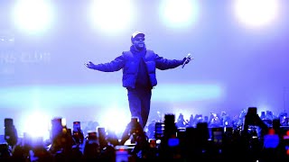 spotify billions club live with the weeknd but im six drinks in and my phone ran out of storage :(