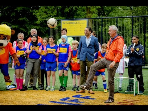 Cruyff Court Brussels (PlayandPeace & Rotary Candersteen Brussels)