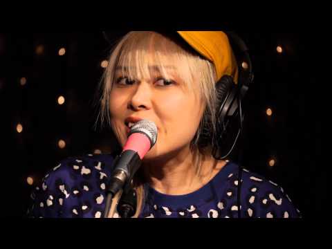 Cibo Matto - 10th Floor Ghost Girl (Live on KEXP)