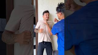 O valentão tentou me humilhar, mas eu VI o futuro