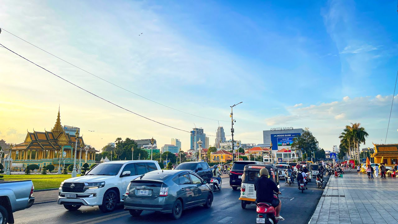 Immersive street-level walking tour through Phnom Penh Central, Cambodia, showcasing authentic urban landscapes, local architecture, and the vibrant atmosphere of the city's neighborhoods