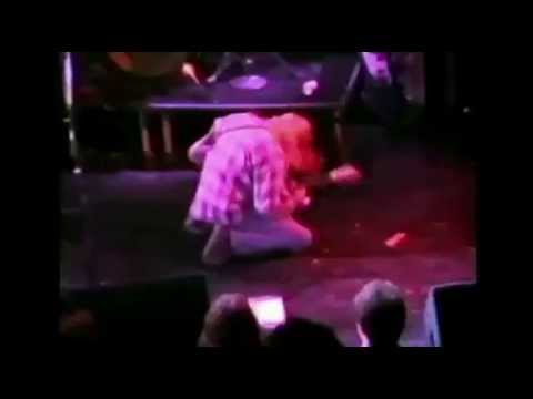 Kurt Cobain - Destroying Guitars