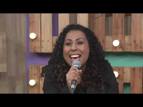 Cynthia Nascimento - Ele Não Desiste De Você (Caixa De Música)