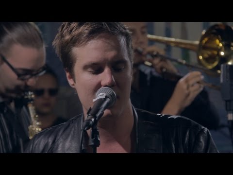 Kuningasidea: Pohjolan tuulet (livenä Nova Stagella)