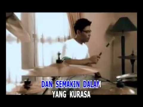 download lagu mp3 mp4 Lagu Asbak Band Jangan Pernah Letih Mencintaiku, download lagu Lagu Asbak Band Jangan Pernah Letih Mencintaiku gratis, unduh video klip Lagu Asbak Band Jangan Pernah Letih Mencintaiku