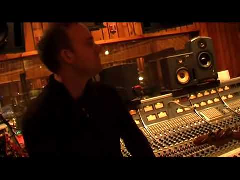Making in studio Supermassive Black Hole with Rich Costey - Muse